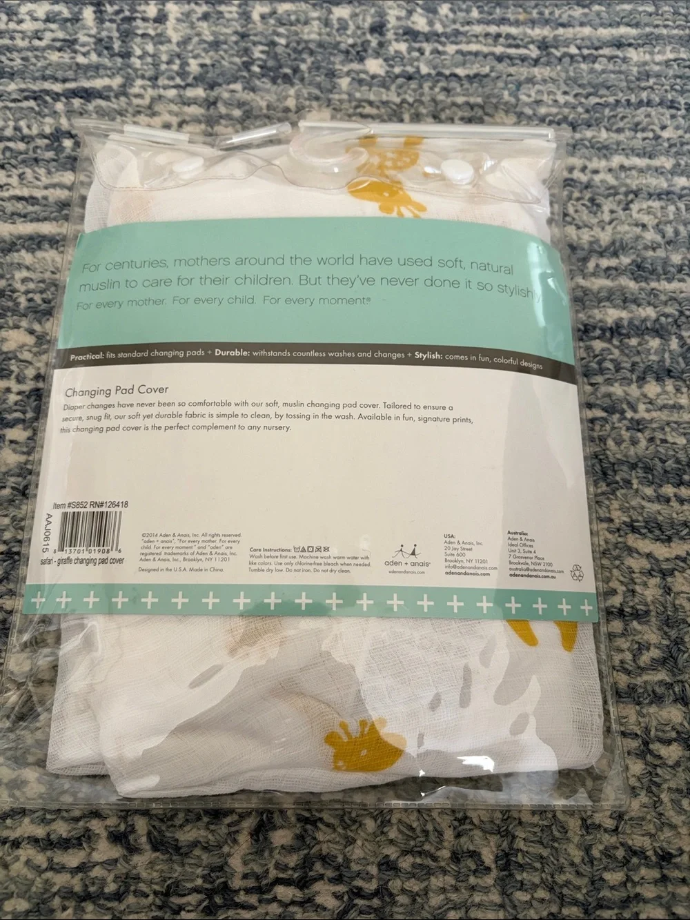 aden + anais Muslin Changing Pad Cover with Yellow Giraffe Print